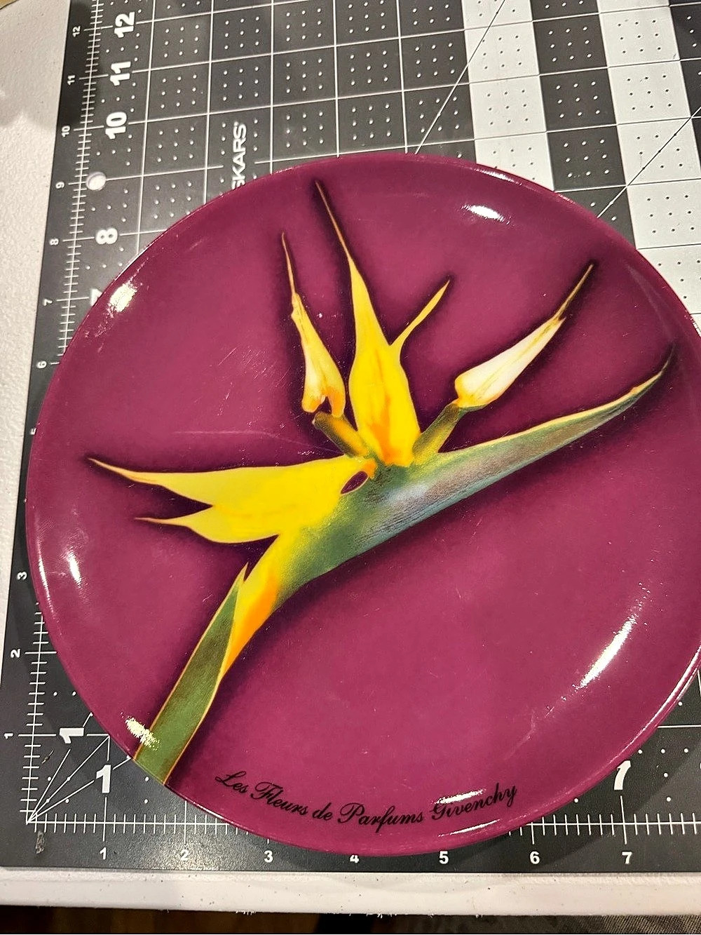 Givenchy Parfums Givenchy Les Fleurs de Parfums Bird of Paradise Collector Plate